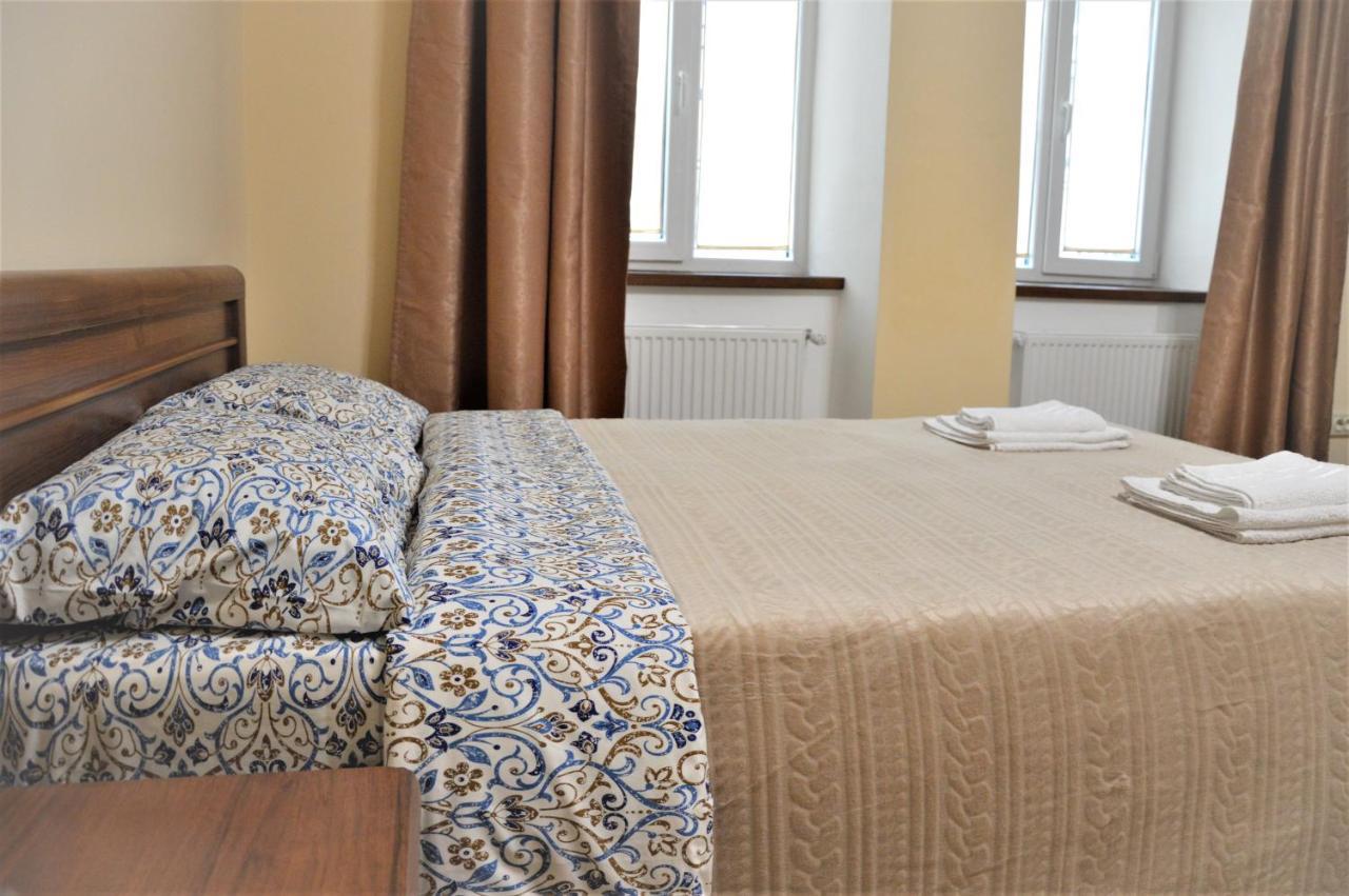 Appartamento У Князя Лева Поряд Площі Ринок At Duke'S Aparment Next To Rynok Square Leopoli Esterno foto